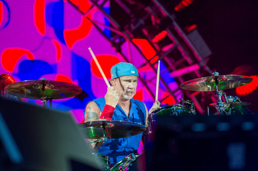 2016_RiP_Red_Hot_Chili_Peppers_-_Chad_Smith_-_by_2eight_-_DSC0123